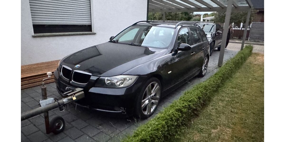 BMW 320 241.000 km 2.990 &euro; Nordhorn 48527