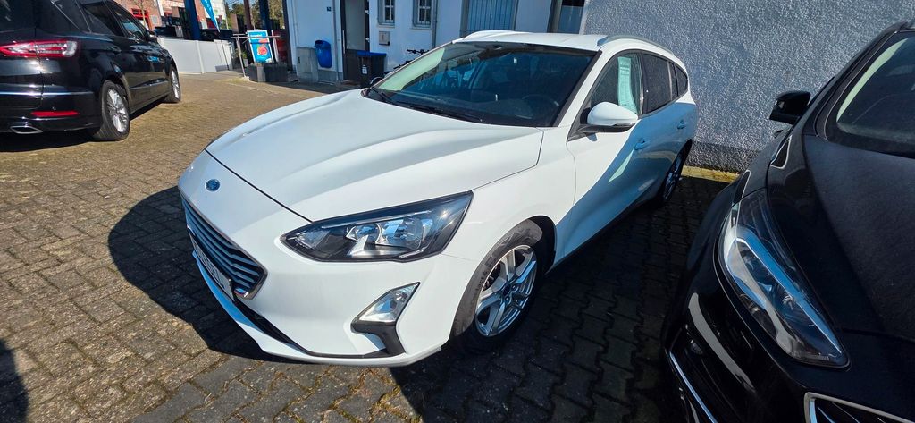 Ford Focus 116.397 km 15.990 &euro; Gronau 48599