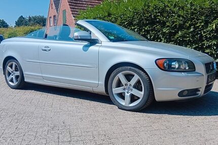Volvo C70 133.215 km 7.995 &euro; Emlichheim 49824