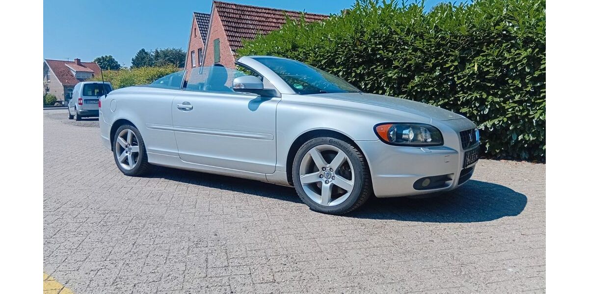 Volvo C70 133.215 km 7.995 &euro; Emlichheim 49824