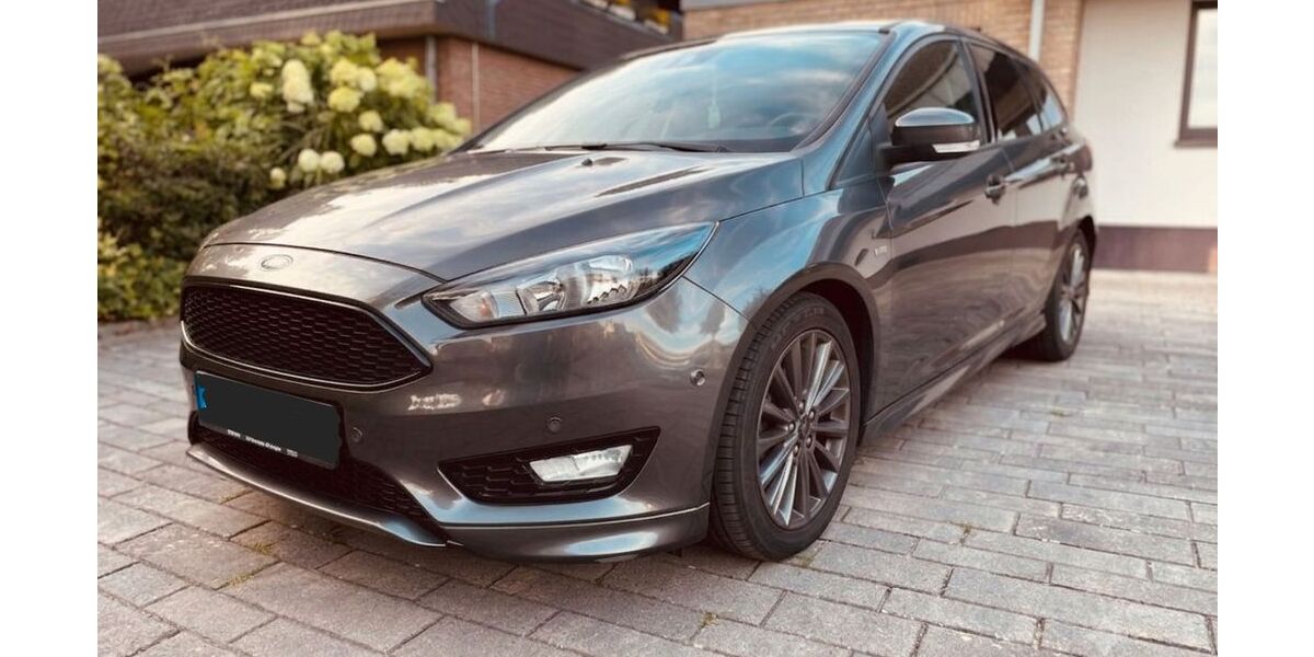 Ford Focus 137.000 km 5.600 &euro; Bawinkel 49844