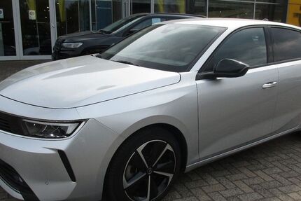 Opel Astra 18.982 km 21.950 &euro; Lingen - Baccum 49811
