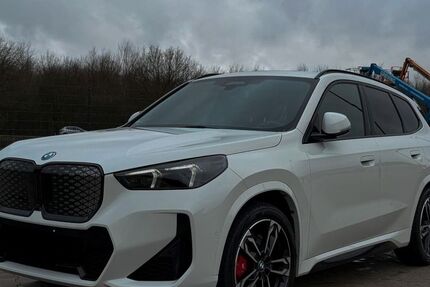 BMW iX1 9.800 km 49.850 &euro; Gronau 48599