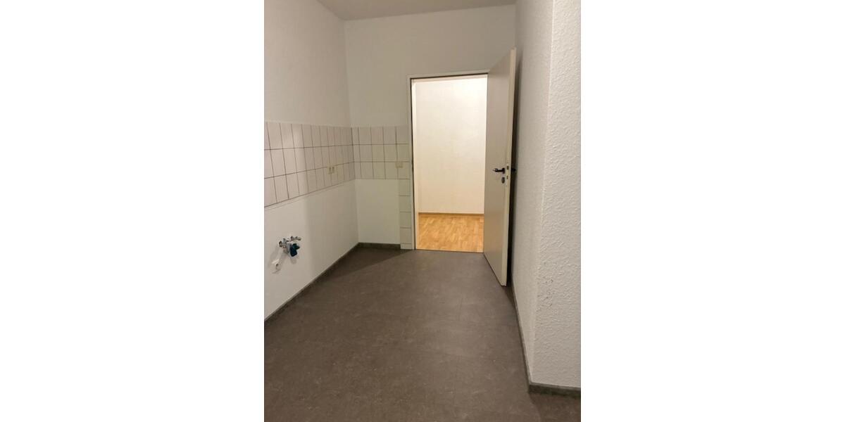 Etagenwohnung Lingen (Ems) - 2.5 Zimmer, 64 m&sup2;, 610&euro; | Angebot:25455602