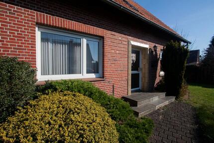 Haus Neuenhaus - 7 Zimmer, 125 m&sup2;, 235.000&euro; | Angebot:25393524