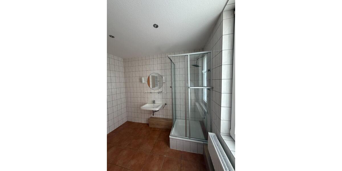Etagenwohnung Lingen (Ems) Damaschke - 3 Zimmer, 86 m&sup2;, 800&euro; | Angebot:26647066