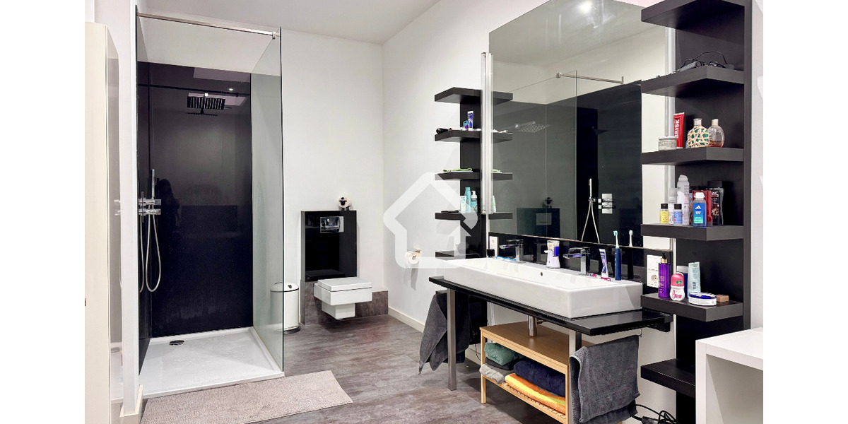 Etagenwohnung Lingen (Ems) - 2 Zimmer, 107 m&sup2;, 850&euro; | Angebot:25053328