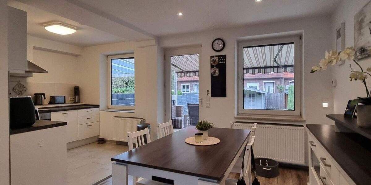 Reihenmittelhaus Gronau - 5 Zimmer, 72 m&sup2;, 239.000&euro; | Angebot:25733308