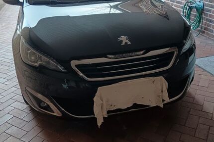 Peugeot 308 103.000 km 7.300 &euro; Nordhorn 48529