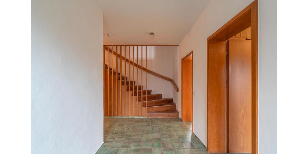 Einfamilienhaus Neuenhaus - 7 Zimmer, 236 m&sup2;, 1.900&euro; | Angebot:26587162