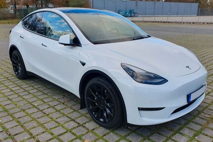 Tesla Model Y 70.213 km 32.500 &euro; Lingen 49808