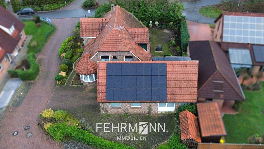Einfamilienhaus Uelsen - 9 Zimmer, 220 m&sup2;, 444.000&euro; | Angebot:25730253