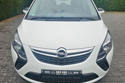 Opel Zafira 208.000 km 3.999 &euro; Neuenhaus 49828