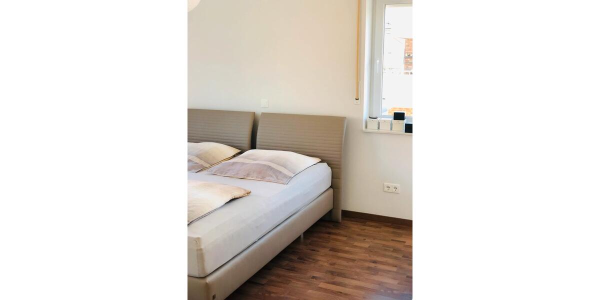 Etagenwohnung Gronau (Westfahlen) - 2 Zimmer, 75 m&sup2;, 920&euro; | Angebot:25641589
