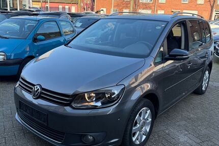 VW Touran 143.000 km 8.999 &euro; Nordhorn 48529