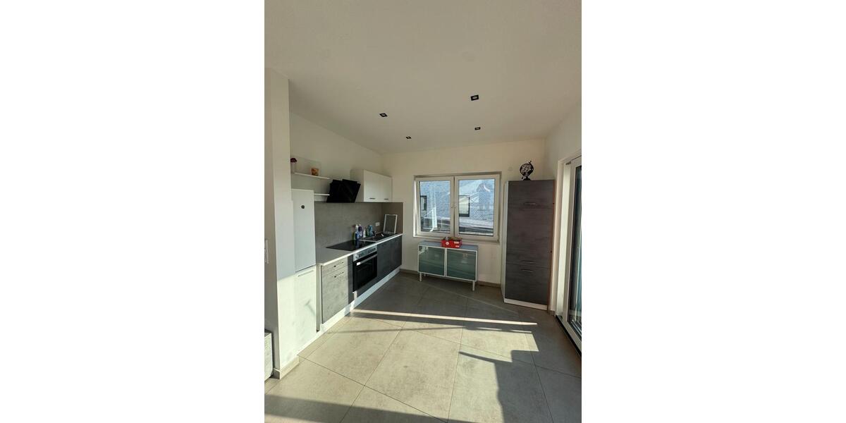 Etagenwohnung Gronau (Westfahlen) - 2 Zimmer, 75 m&sup2;, 1.100&euro; | Angebot:26670848