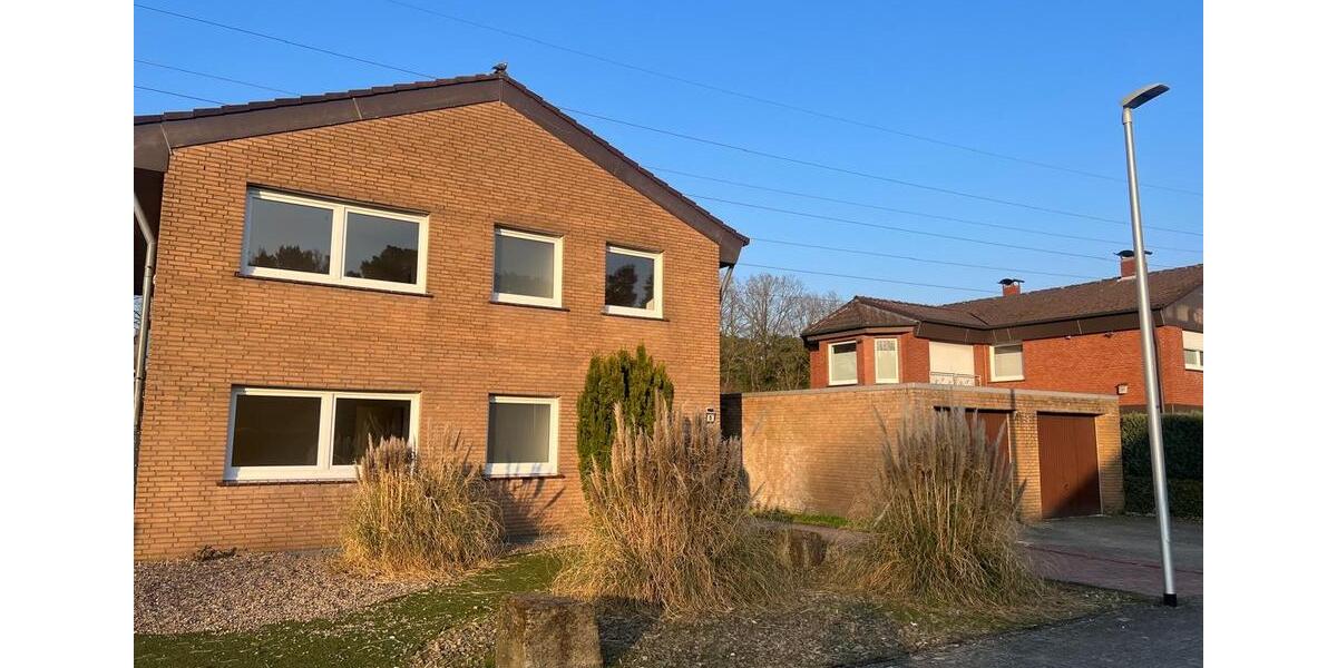 Einfamilienhaus Emsbüren - 7 Zimmer, 165 m&sup2;, 1.450&euro; | Angebot:25856103