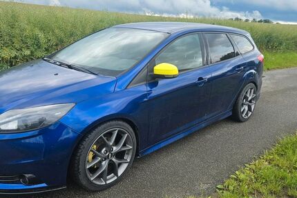 Ford Focus 265.837 km 3.200 &euro; Neuenkirchen 48485