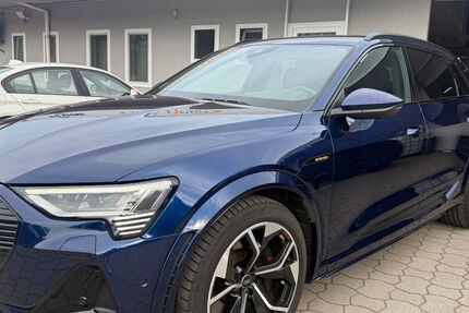Audi e-tron 62.542 km 39.580 &euro; Lingen (Ems) 49809