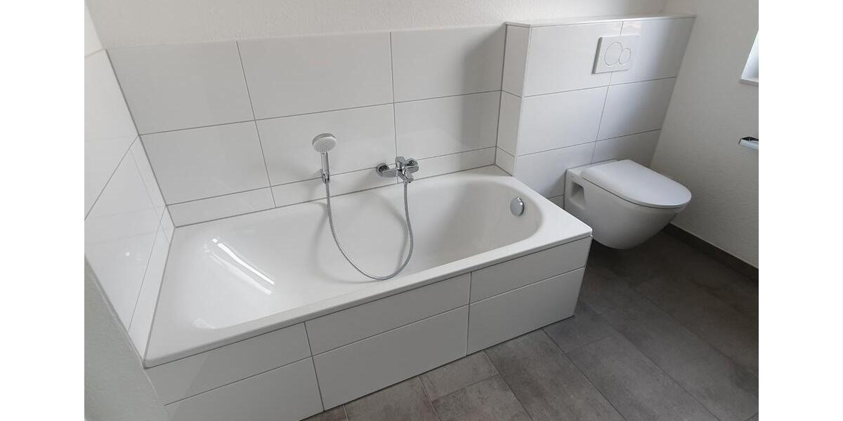 Doppelhaushälfte Lingen (Ems) - 5 Zimmer, 125 m&sup2;, 1.296&euro; | Angebot:26560574