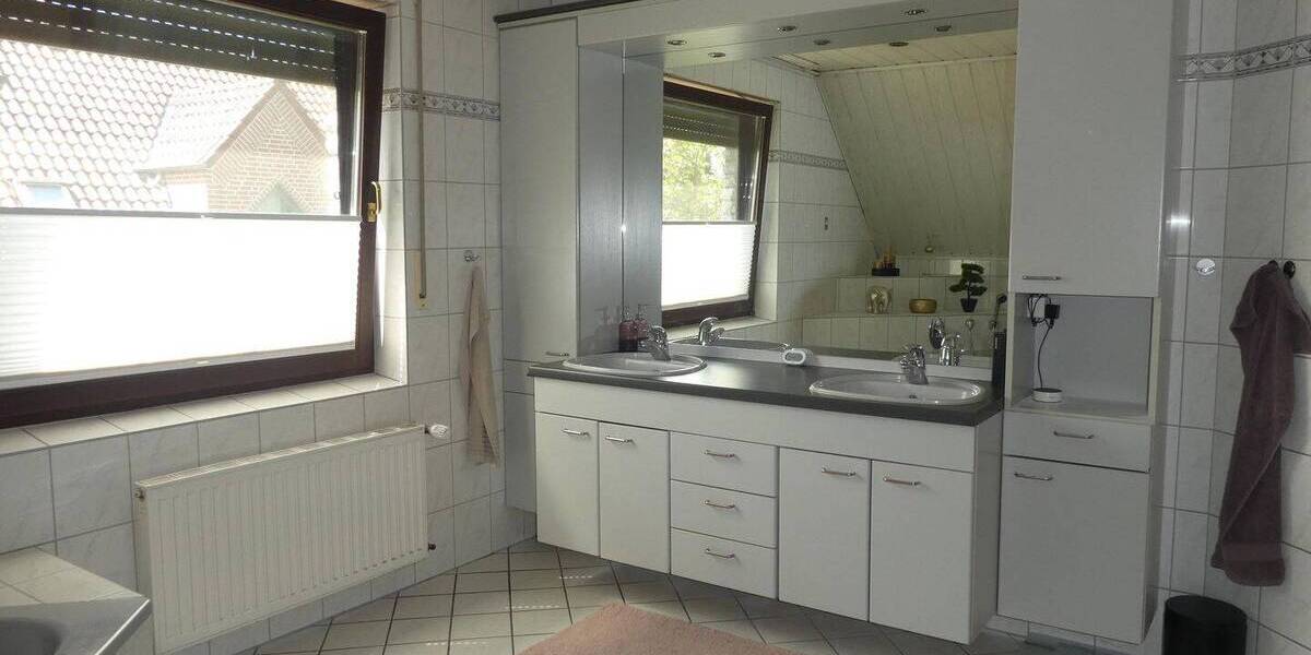 Einfamilienhaus Uelsen - 5 Zimmer, 138 m&sup2;, 349.000&euro; | Angebot:26694643