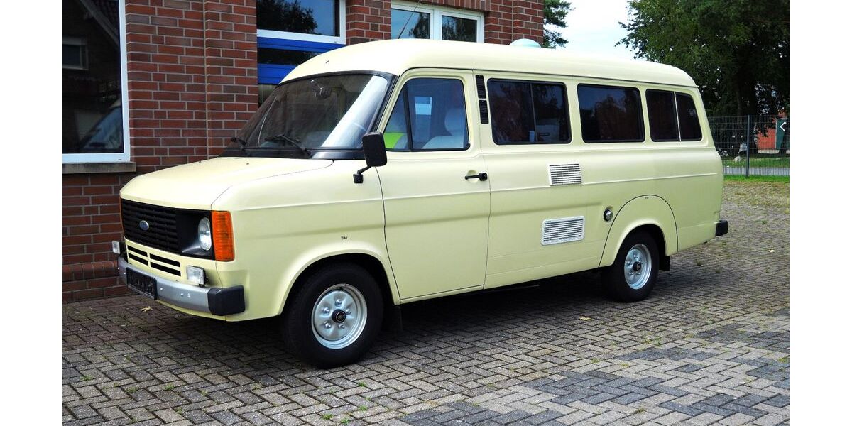 Ford Transit 67.800 km 15.900 &euro; Uelsen 49843