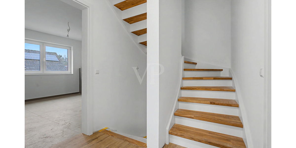 Modernes Familienglück: Energieeffiziente DHH mit PV, Wärmepumpe & Nebenkosten nur ca. 100 EUR mtl. - Doppelhaushälfte Neuenkirchen Neuenkirchen | Angebot:25008574