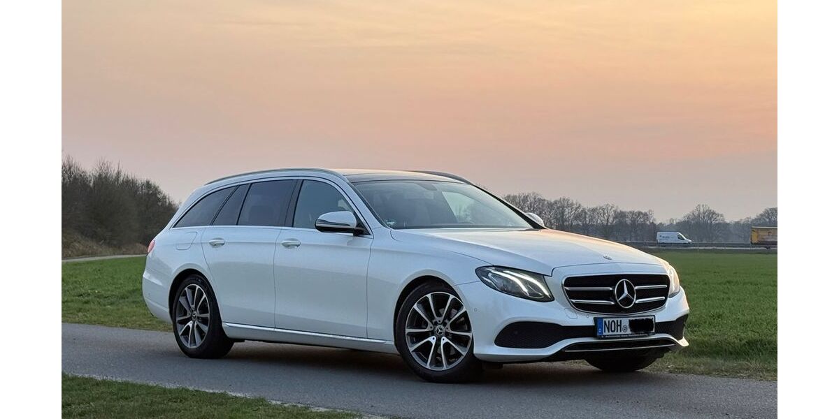 Mercedes-Benz E 200 109.000 km 22.500 &euro; Nordhorn 48527