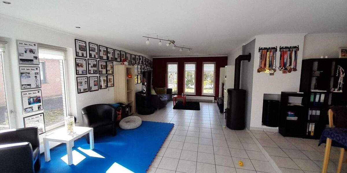 Bungalow Nordhorn Bakelde - 6 Zimmer, 185 m&sup2;, 358.000&euro; | Angebot:25896084