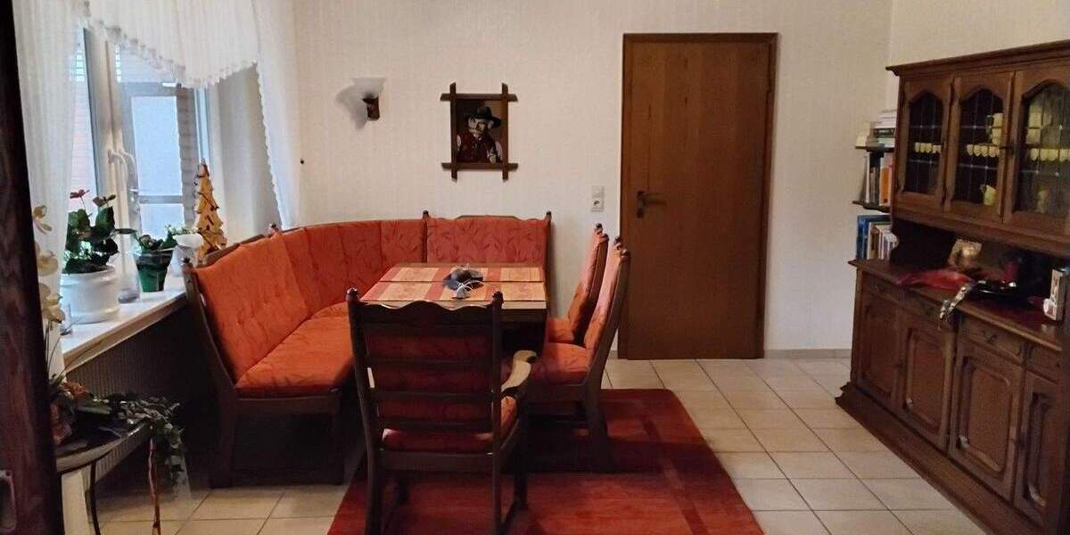 Einfamilienhaus Gronau Epe - 8 Zimmer, 215 m&sup2;, 405.000&euro; | Angebot:25742303