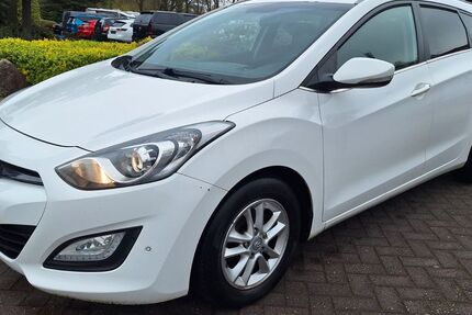 Hyundai i30 530.000 km 3.250 &euro; Bad bentheim 48455