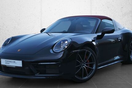 Porsche 992 9.396 km 158.900 &euro; Emsbüren 48488