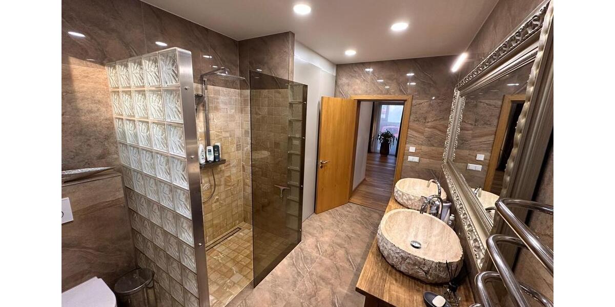 Einfamilienhaus Bad Bentheim - 8 Zimmer, 350 m&sup2;, 777.000&euro; | Angebot:24738080