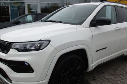 Jeep Compass 14.200 km 27.950 &euro; Lingen - Baccum 49811