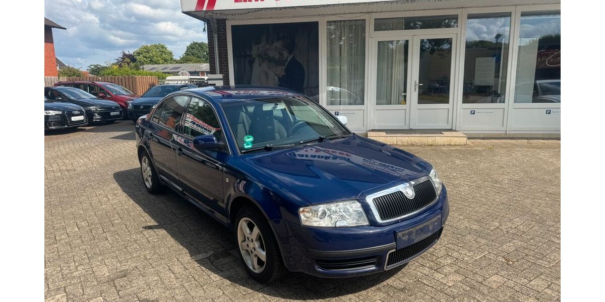 Skoda Superb 243.000 km 1.499 &euro; Nordhorn 48529