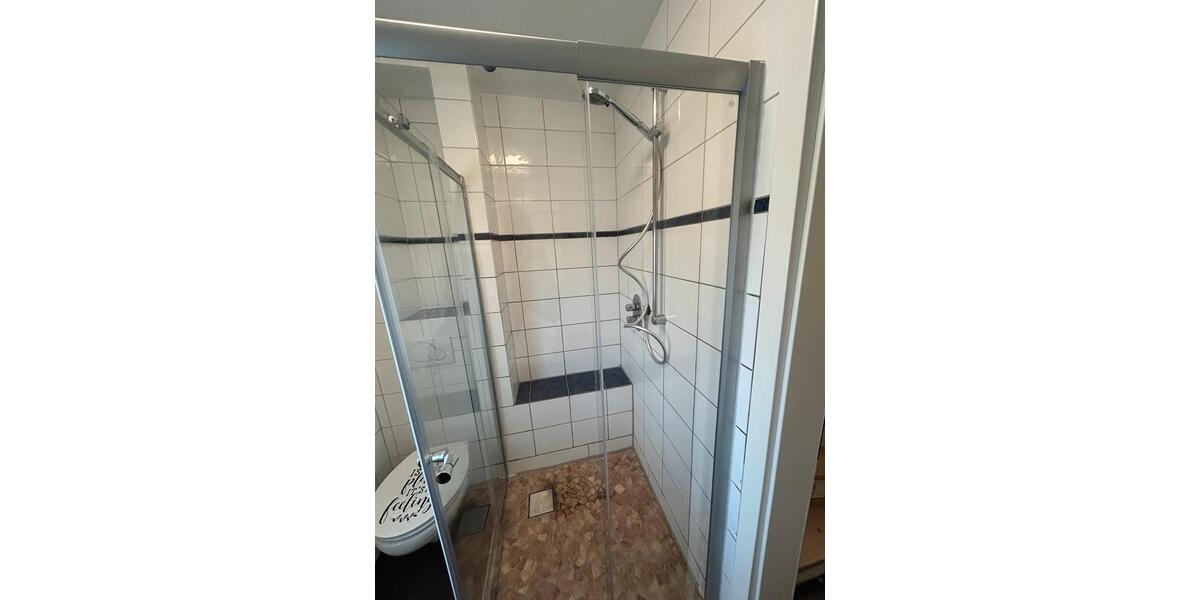 Etagenwohnung Lingen (Ems) Damaschke - 5 Zimmer, 115 m&sup2;, 300&euro; | Angebot:25588598