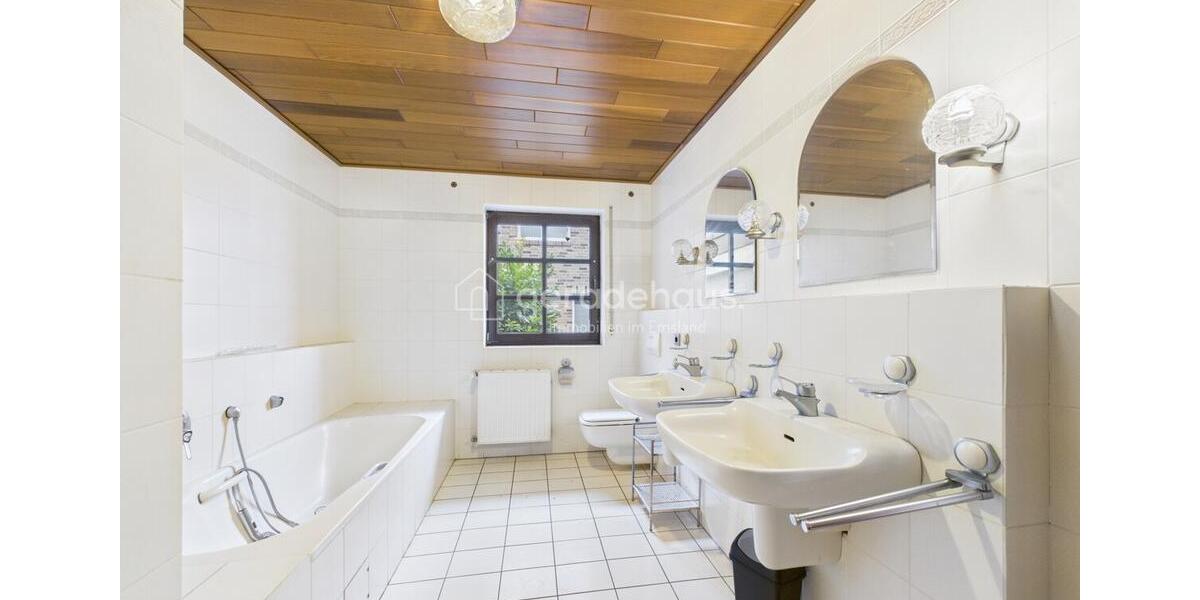 Erdgeschoßwohnung Lingen (Ems) Damaschke - 4 Zimmer, 141 m&sup2;, 1.150&euro; | Angebot:24218081