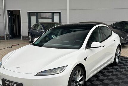 Tesla Model 3 25.600 km 44.750 &euro; Emsbüren 48488