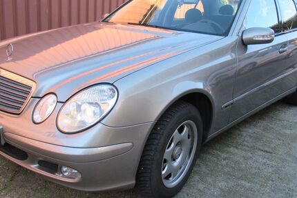 Mercedes-Benz E 200 172.897 km 3.150 &euro; Bad Bentheim 48455