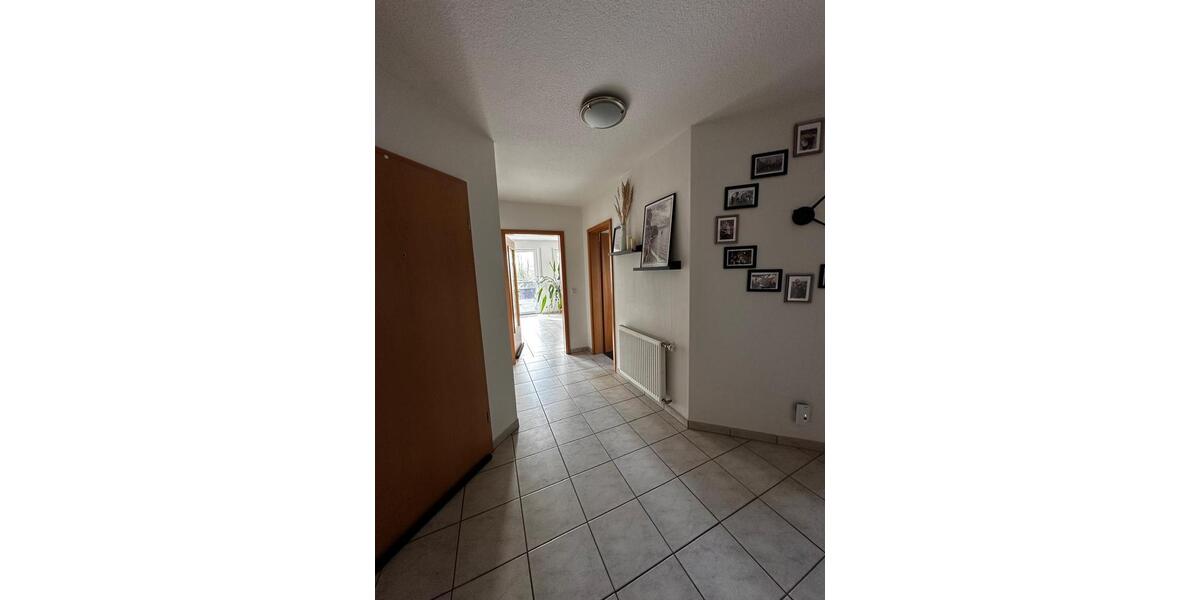 Dachgeschoßwohnung Spelle - 4 Zimmer, 135 m&sup2;, 900&euro; | Angebot:26669463