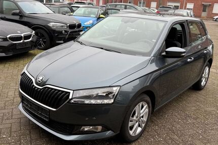 Skoda Fabia 50.000 km 11.999 &euro; Nordhorn 48529