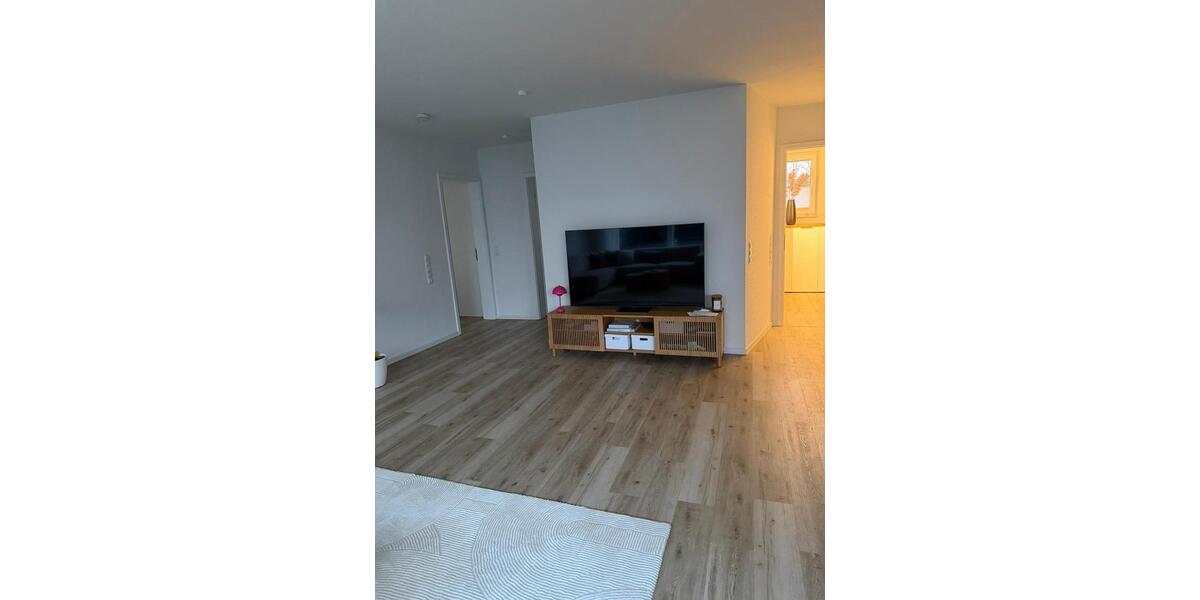 Erdgeschoßwohnung Lingen (Ems) - 2 Zimmer, 83 m&sup2;, 950&euro; | Angebot:25852977