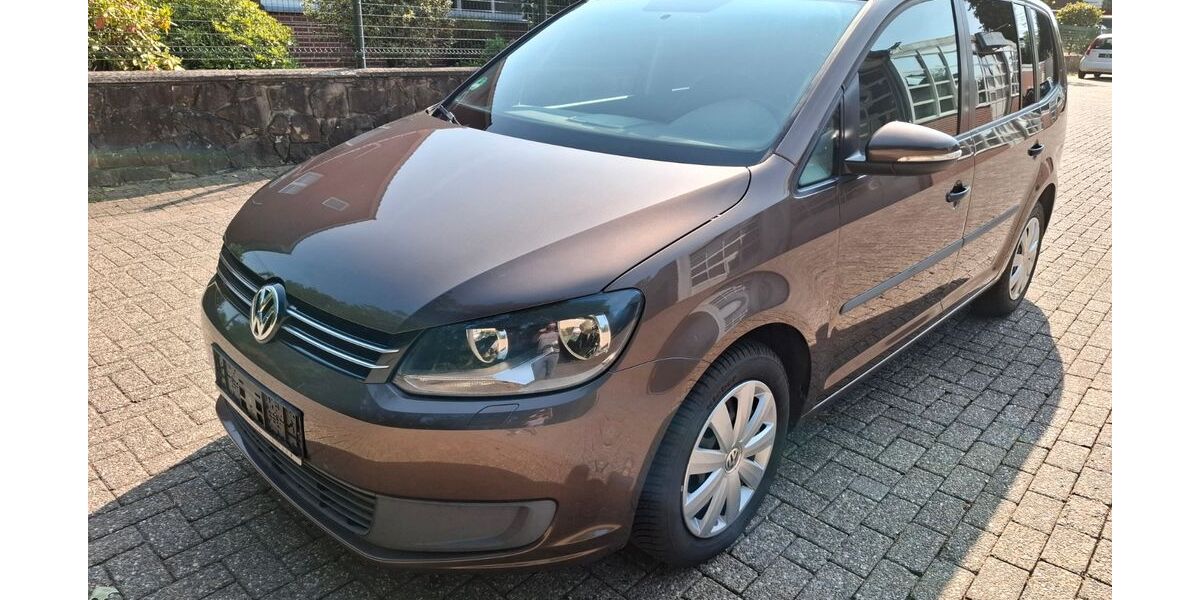 VW Touran 255.634 km 5.249 &euro; Lingen 49811