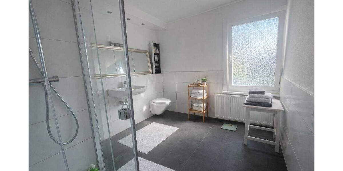 Einfamilienhaus Bad Bentheim - 6 Zimmer, 240 m&sup2;, 395.000&euro; | Angebot:25672766