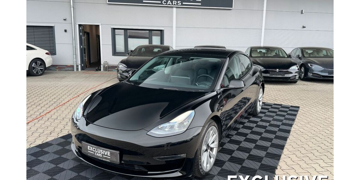 Tesla Model 3 67.799 km 31.750 &euro; Emsbüren 48488