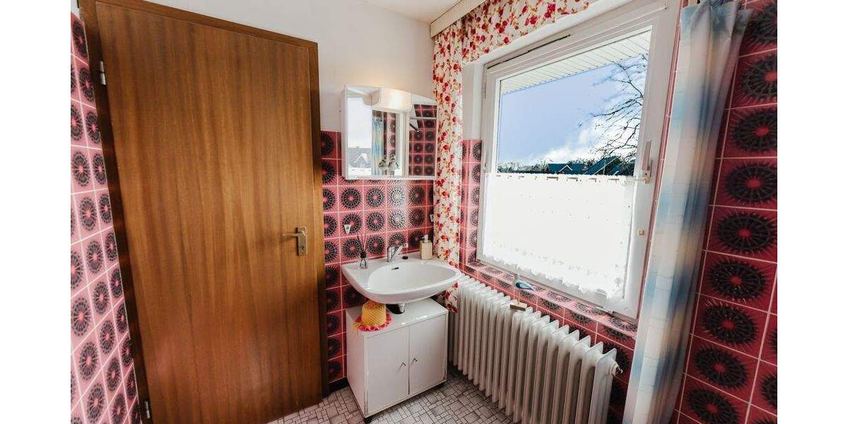 Einfamilienhaus Emlichheim - 7 Zimmer, 156 m&sup2;, 298.000&euro; | Angebot:25770606