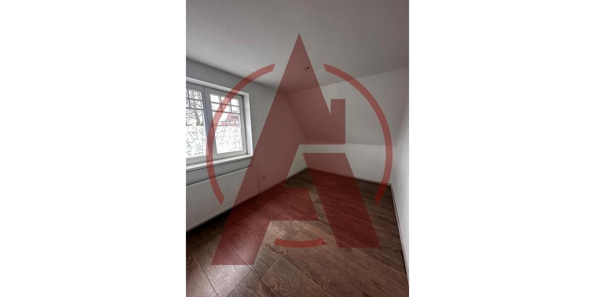 Einfamilienhaus Lingen (Ems) - 6 Zimmer, 140 m&sup2;, 1.150&euro; | Angebot:24845548