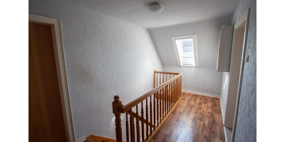 Einfamilienhaus Neuenhaus - 7 Zimmer, 125 m&sup2;, 235.000&euro; | Angebot:25393524