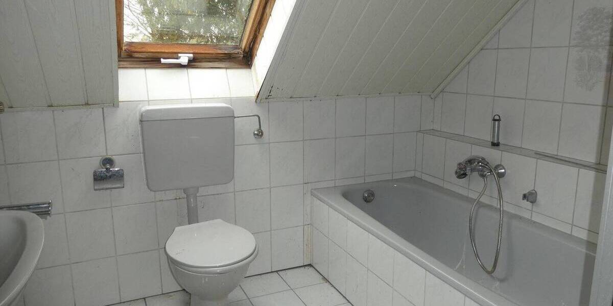 Mehrfamilienhaus, Wohnhaus Ringe Kleinringe - 7 Zimmer, 123 m&sup2;, 299.000&euro; | Angebot:26141409