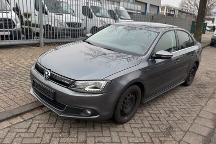 VW Jetta 208.000 km 5.950 &euro; Nordhorn 48529